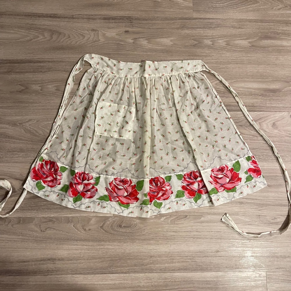 Vintage 50s Rose Waist Apron Retro Floral Cottagecore Homestead Traditional